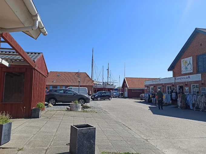Billede af Esmeralda Mode & Brugskunst i Hals